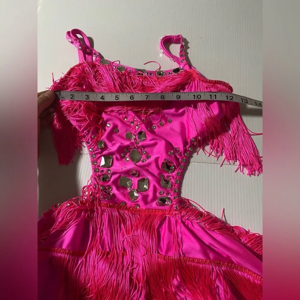 Glamour measurements hot concert